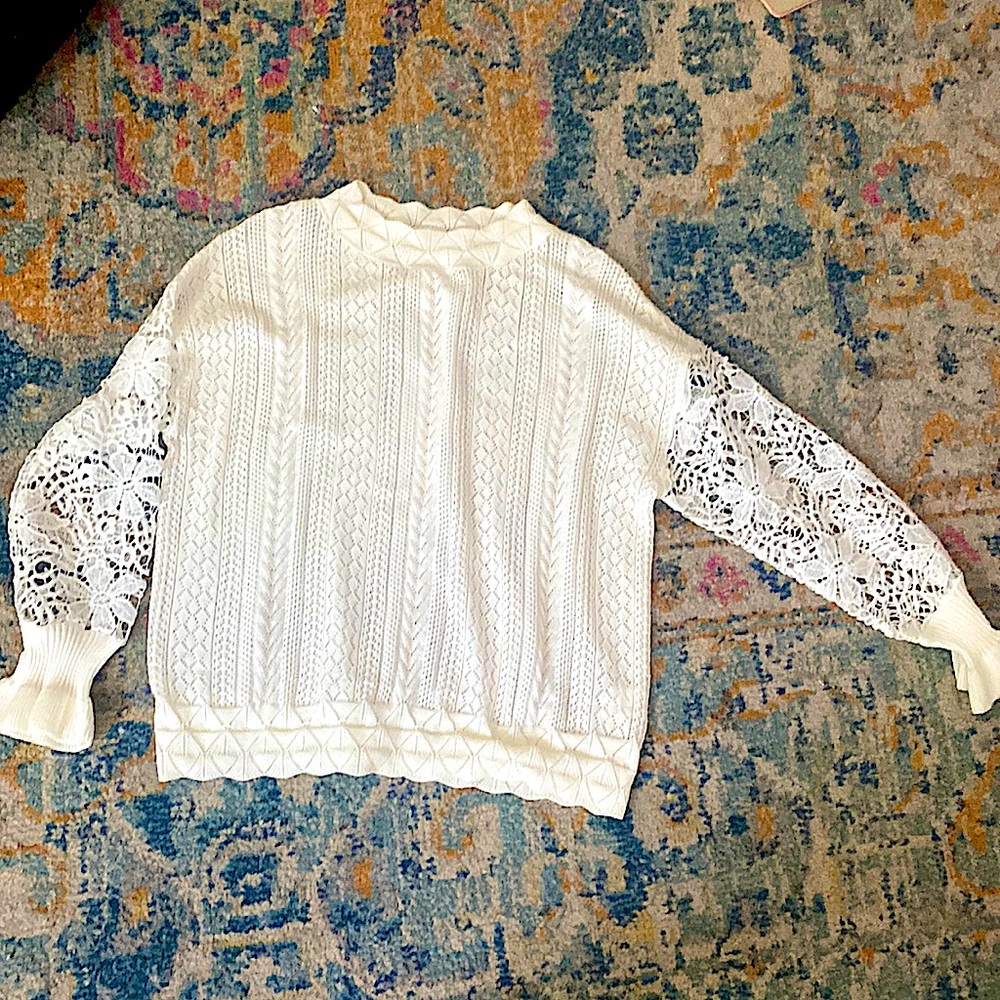 Light sweater shirt a lil see thru